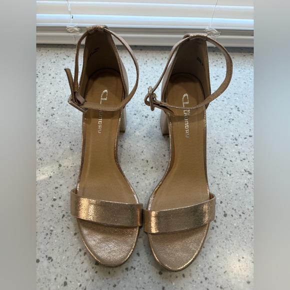 CL by Laundry Shoes - EUC CL by Chinese Laundry Women's Jody Heeled Sandal Glitter Gold- size 10